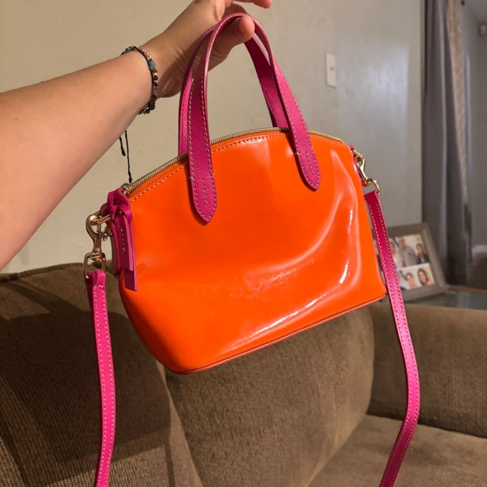 pinky & Orange bags in good conditions